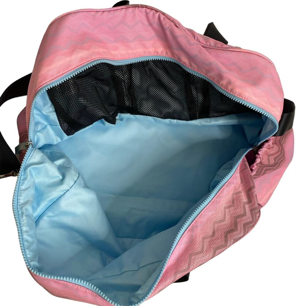 IVIVVA Lululemon In The Game Duffle Gym Bag in Pink Chevron Gymnastics Tennis - Picture 8 of 14